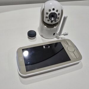 Infant Optics Digital Baby Monitor